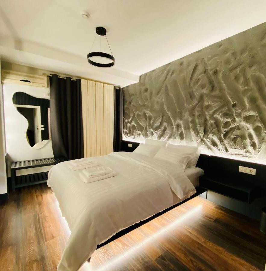 Tirana Central Rooms Exterior foto