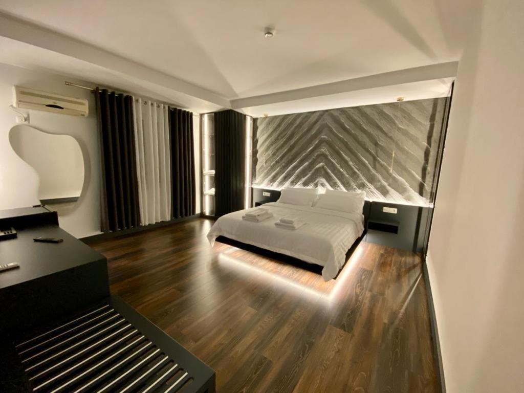 Tirana Central Rooms Exterior foto